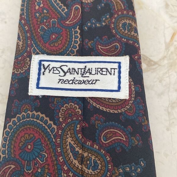 Yves Saint Laurent Dark Paisley Print Tie 100% Silk - Picture 5 of 8